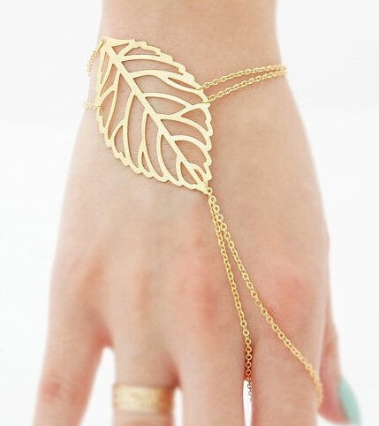 Cadena de brazalete de dedo con hojas huecas para mujeres que aman la moda"